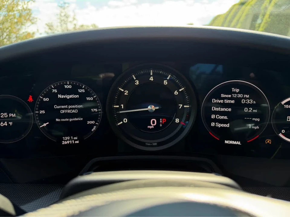 2020 Porsche 992 Carrera 4S - Image 28 of 31