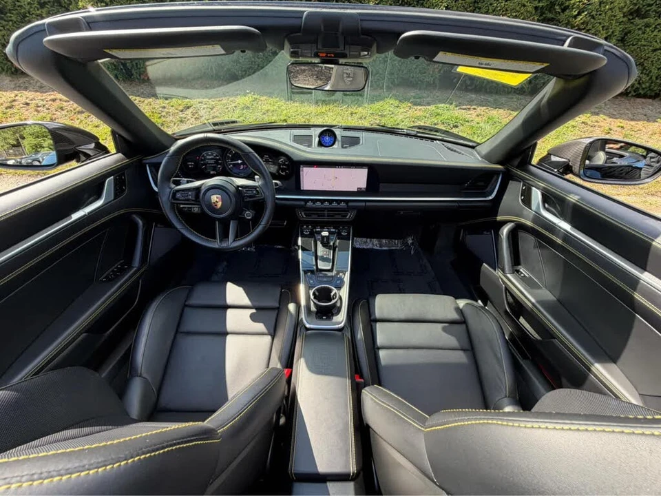 2020 Porsche 992 Carrera 4S - Image 27 of 31