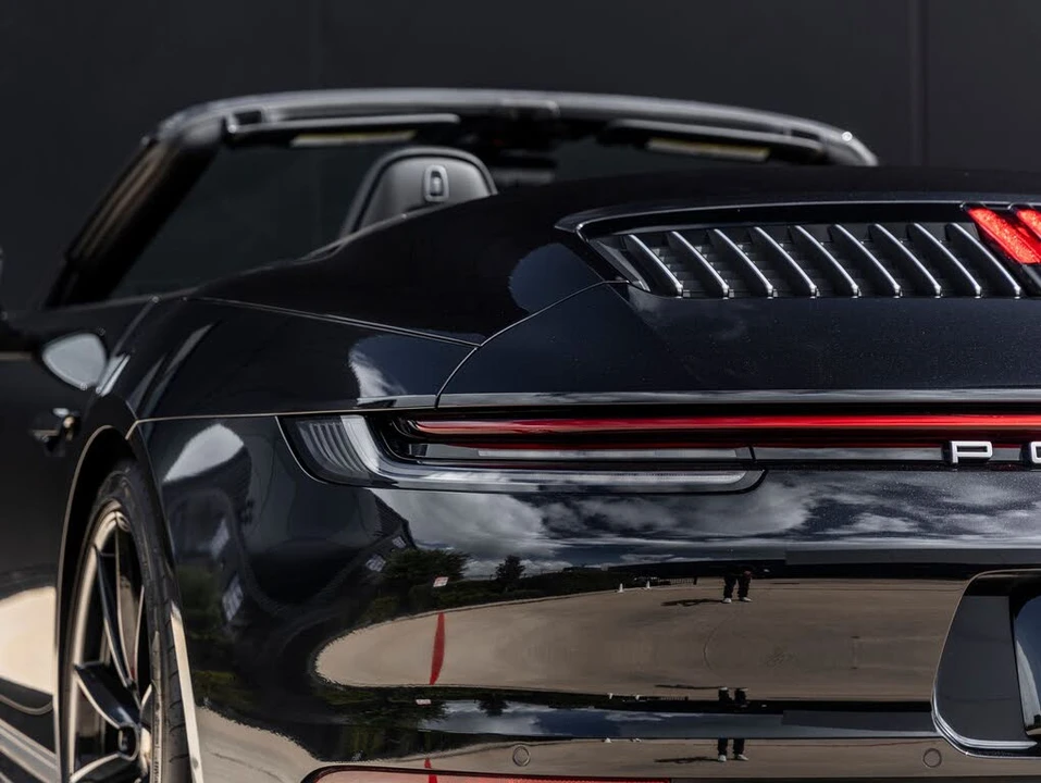 2020 Porsche 992 Carrera 4S - Image 14 of 31