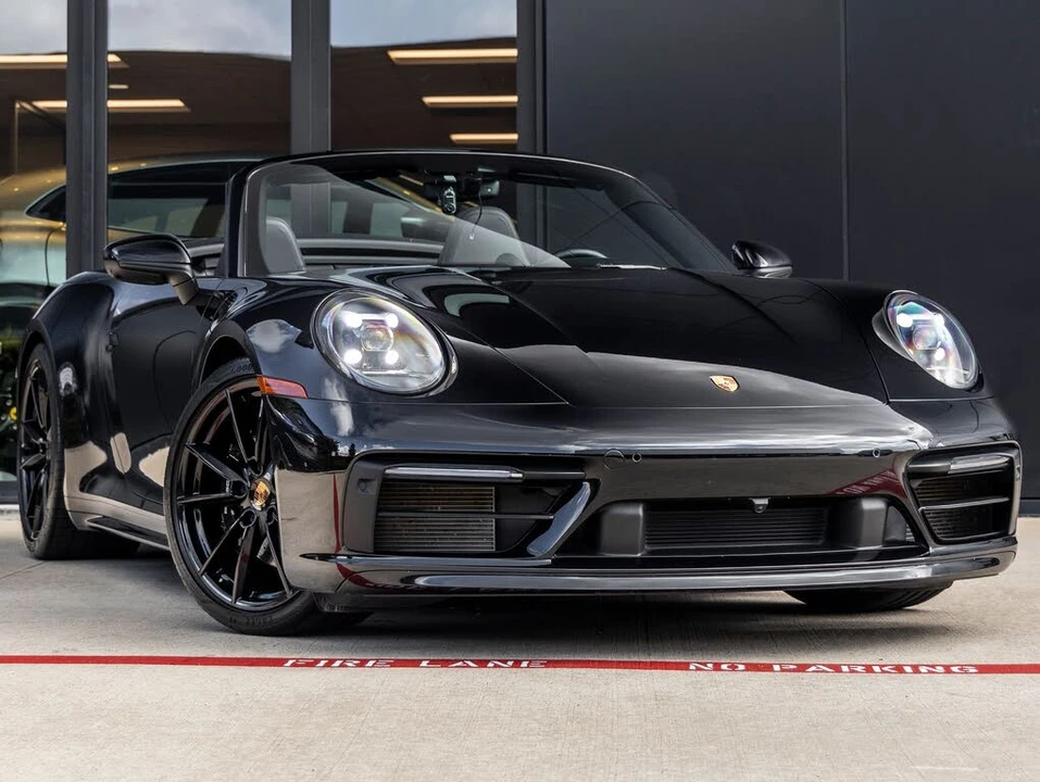 2020 Porsche 992 Carrera 4S - Image 6 of 31