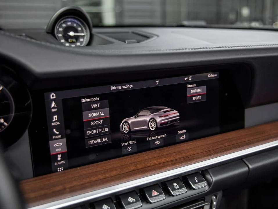2020 Porsche 992 Carrera 4S - Image 30 of 31