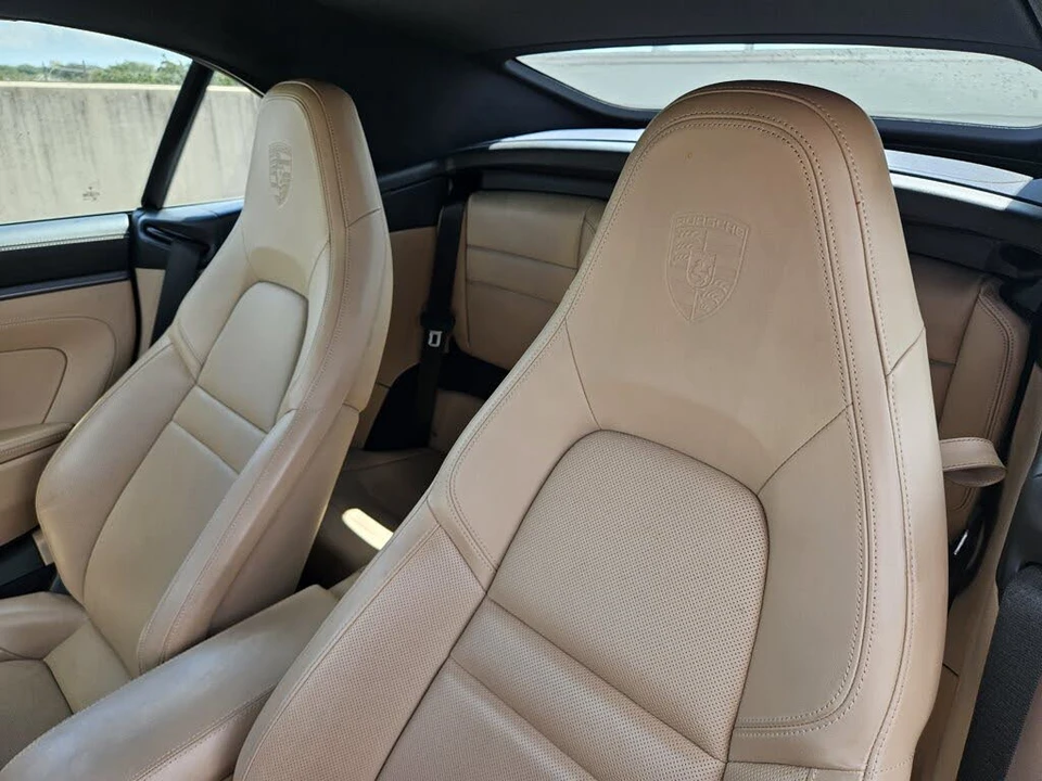 2020 Porsche 992 Carrera 4S - Image 6 of 31