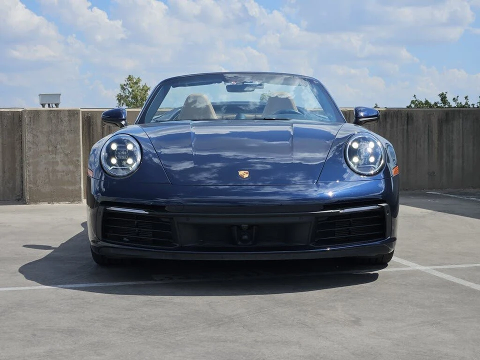 2020 Porsche 992 Carrera 4S - Image 11 of 31