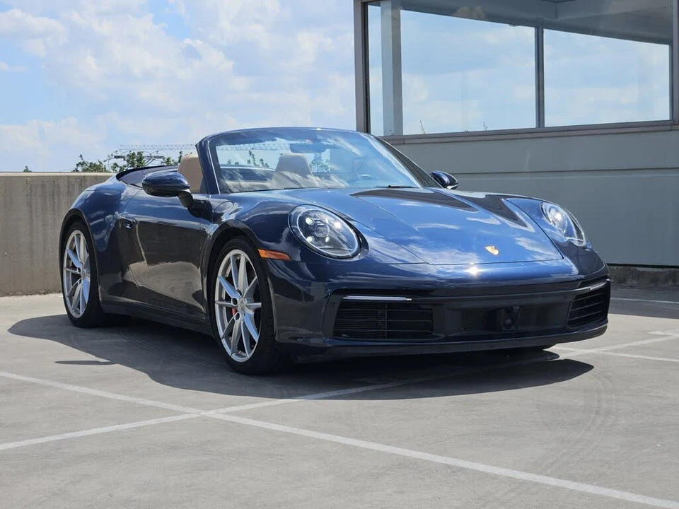 2020 Porsche 992 Carrera 4S - Image 10 of 31