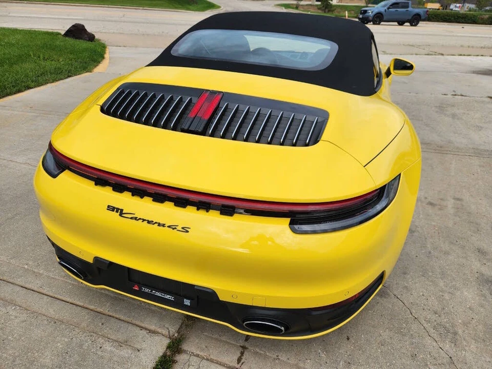 2020 Porsche 992 Carrera 4S - Image 18 of 31