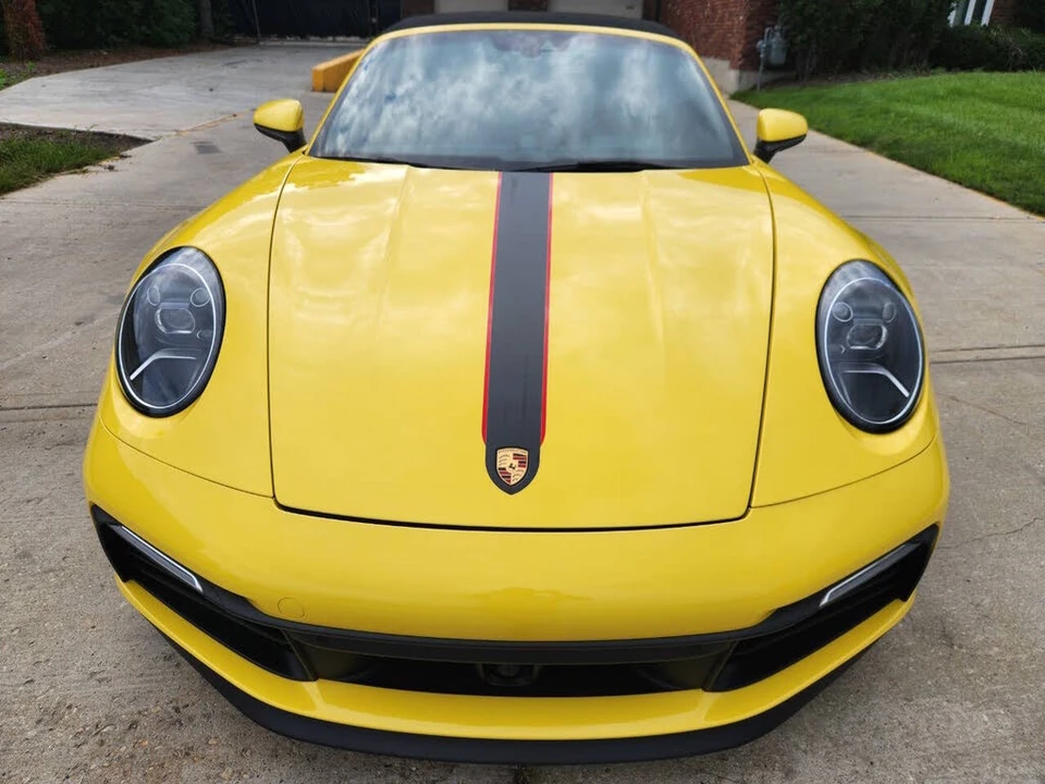 2020 Porsche 992 Carrera 4S - Image 7 of 31