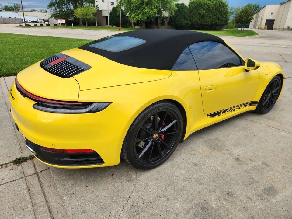2020 Porsche 992 Carrera 4S - Image 15 of 31