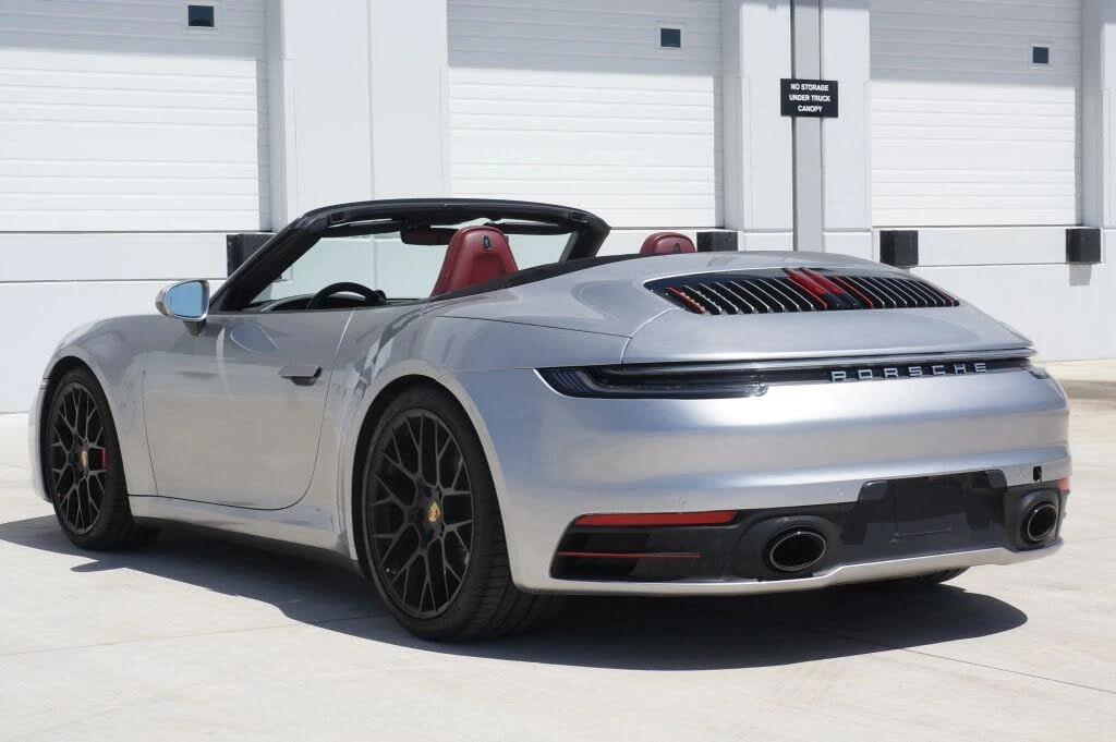 2020 Porsche 992 Carrera 4S - Image 8 of 31