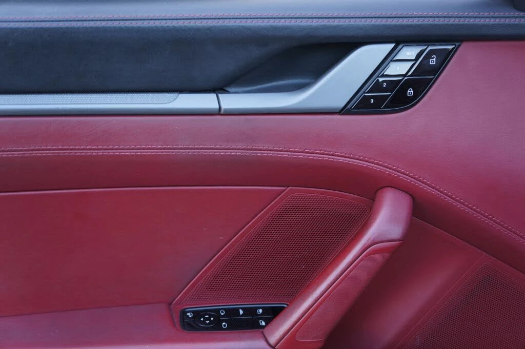 2020 Porsche 992 Carrera 4S - Image 19 of 31