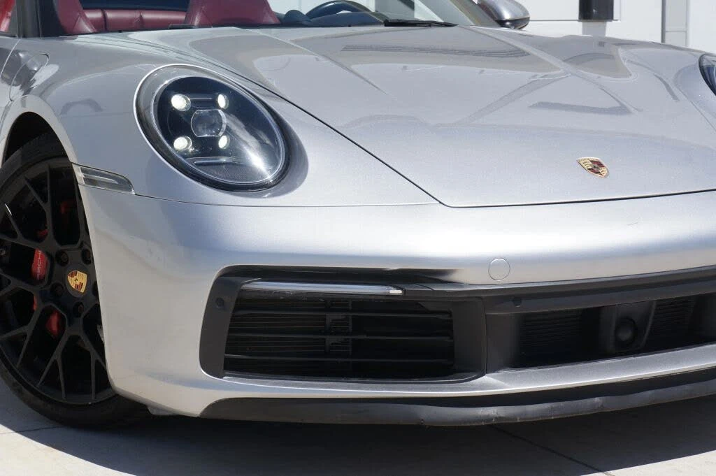 2020 Porsche 992 Carrera 4S - Image 15 of 31