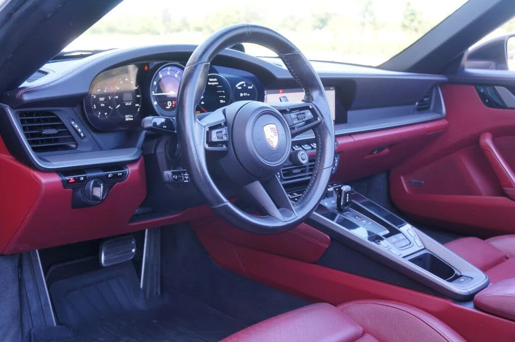 2020 Porsche 992 Carrera 4S - Image 21 of 31