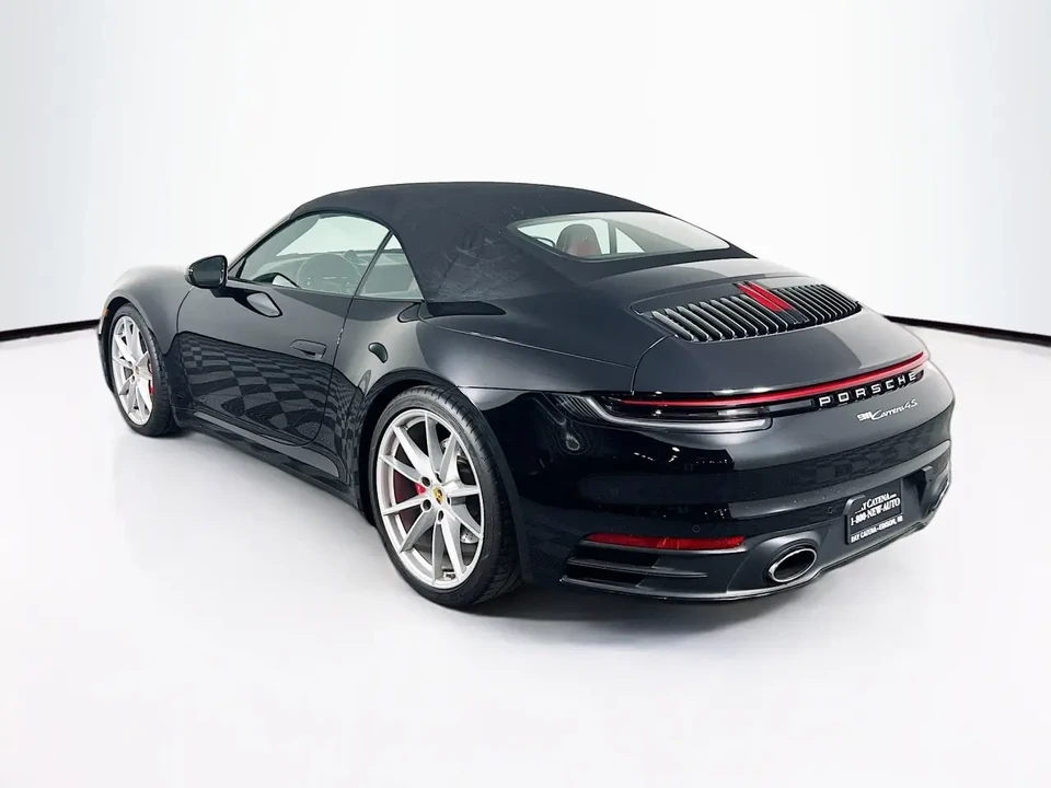 2020 Porsche 992 Carrera 4S - Image 5 of 7