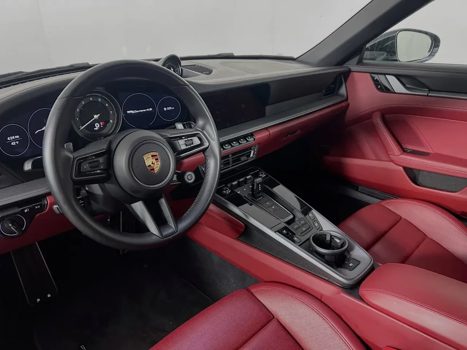2020 Porsche 992 Carrera 4S - Image 6 of 7