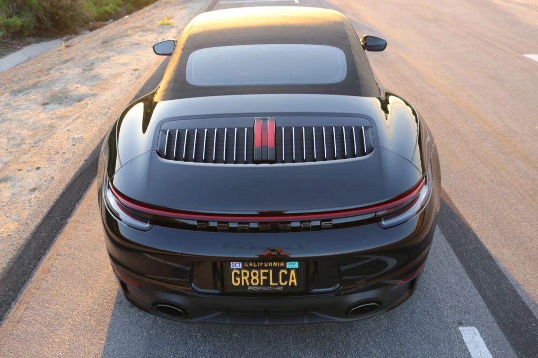 2020 Porsche 992 Carrera 4S - Image 22 of 31