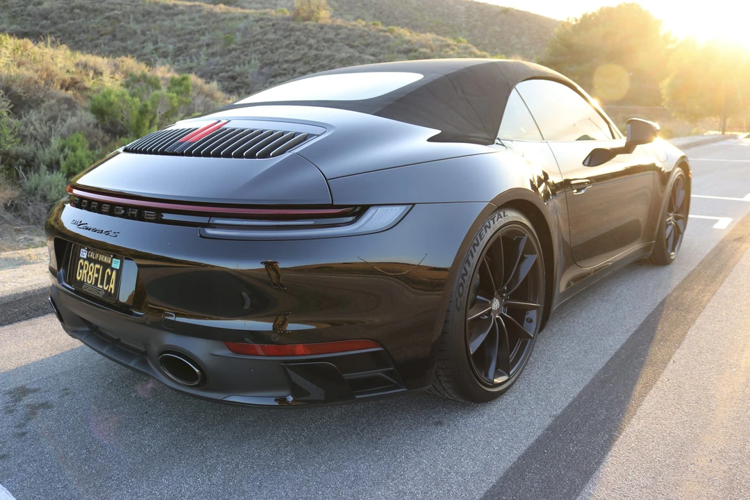 2020 Porsche 992 Carrera 4S - Image 26 of 31