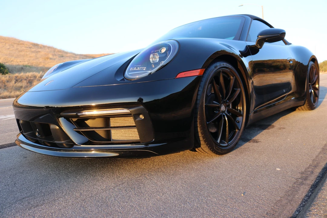2020 Porsche 992 Carrera 4S - Image 14 of 31