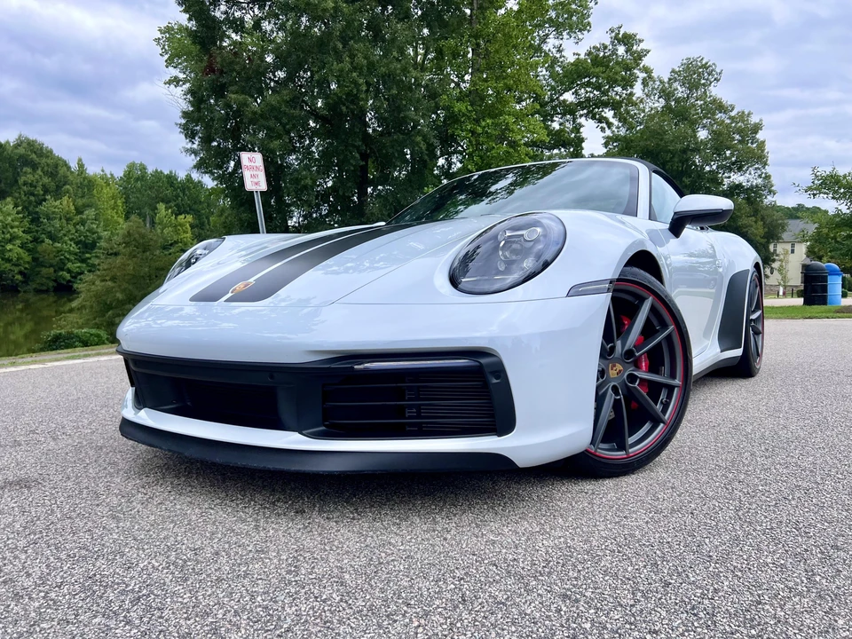 2020 Porsche 992 Carrera S - Image 22 of 31