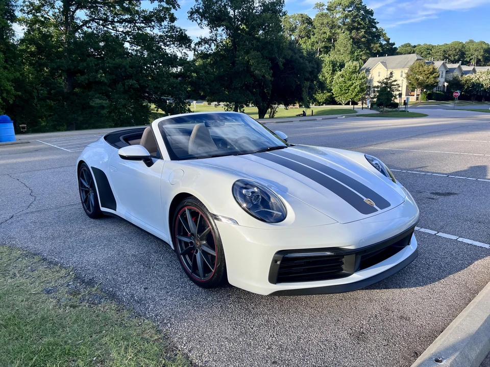 2020 Porsche 992 Carrera S - Image 17 of 31
