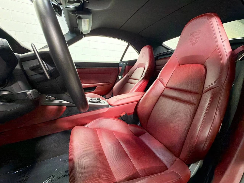 2020 Porsche 992 Carrera 4S - Image 5 of 5