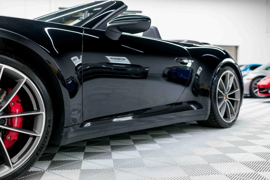 2020 Porsche 992 Carrera 4S - Image 29 of 31