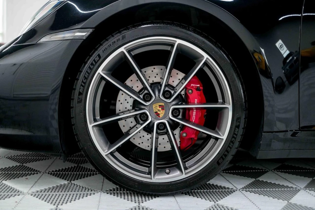 2020 Porsche 992 Carrera 4S - Image 30 of 31