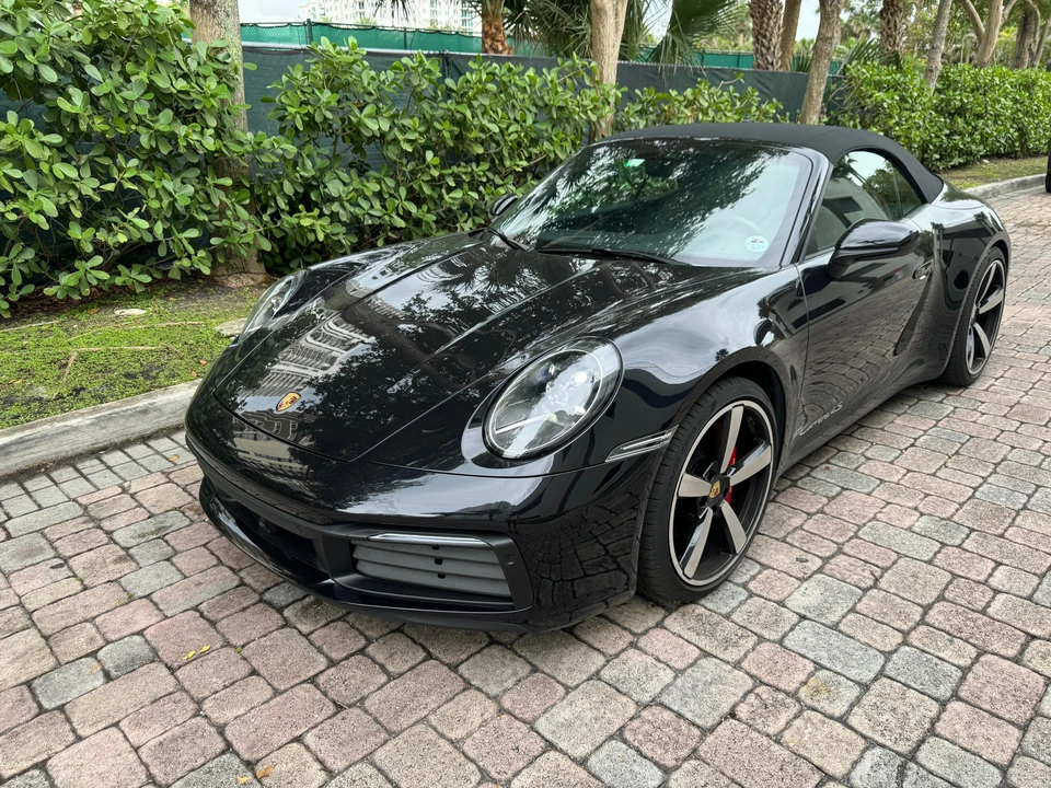 2020 Porsche 992 Carrera 4S - Image 15 of 31