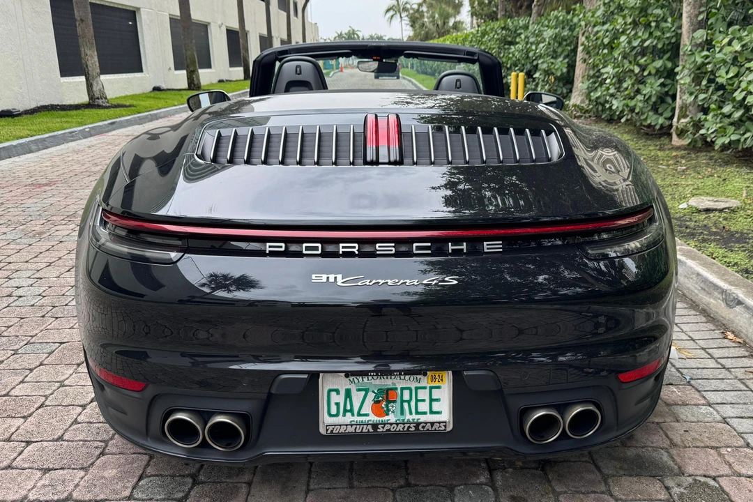 2020 Porsche 992 Carrera 4S - Image 5 of 31