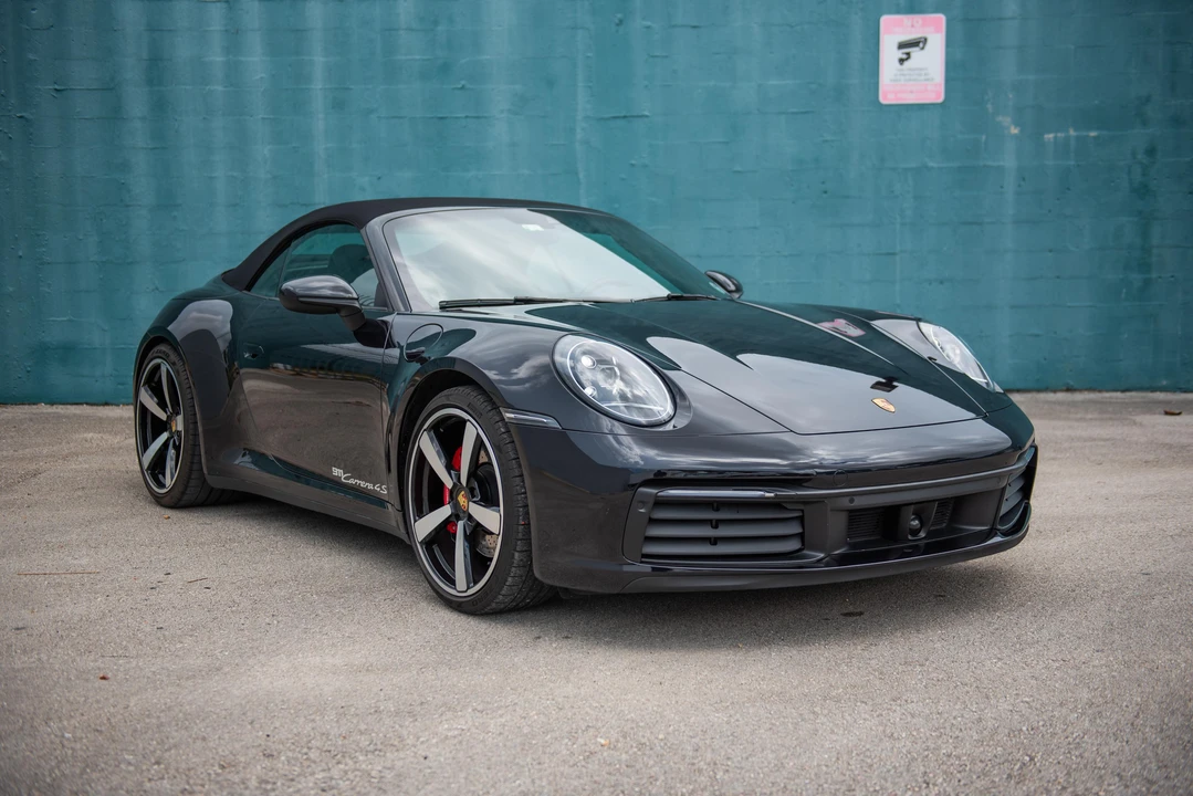 2020 Porsche 992 Carrera 4S - Image 23 of 31