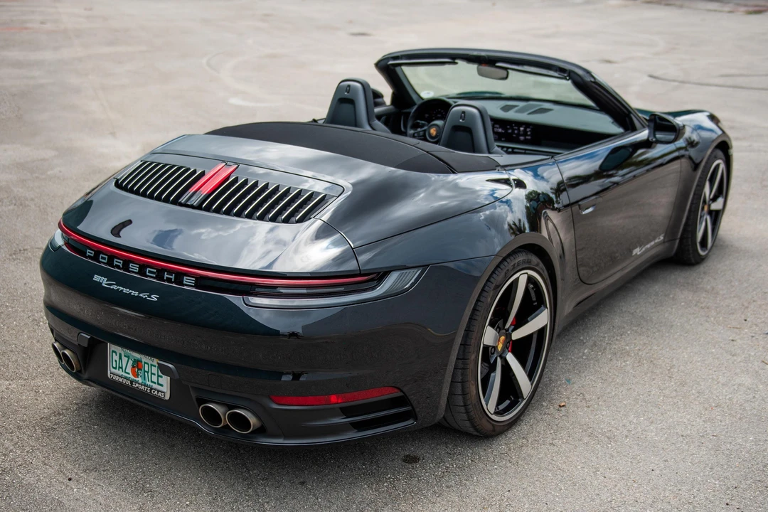 2020 Porsche 992 Carrera 4S - Image 4 of 31