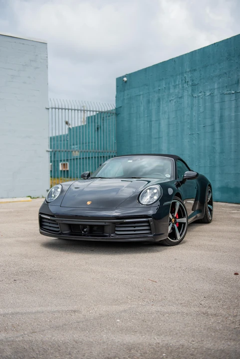 2020 Porsche 992 Carrera 4S - Image 13 of 31