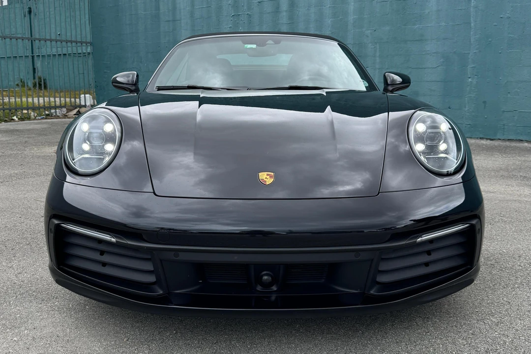 2020 Porsche 992 Carrera 4S - Image 2 of 31