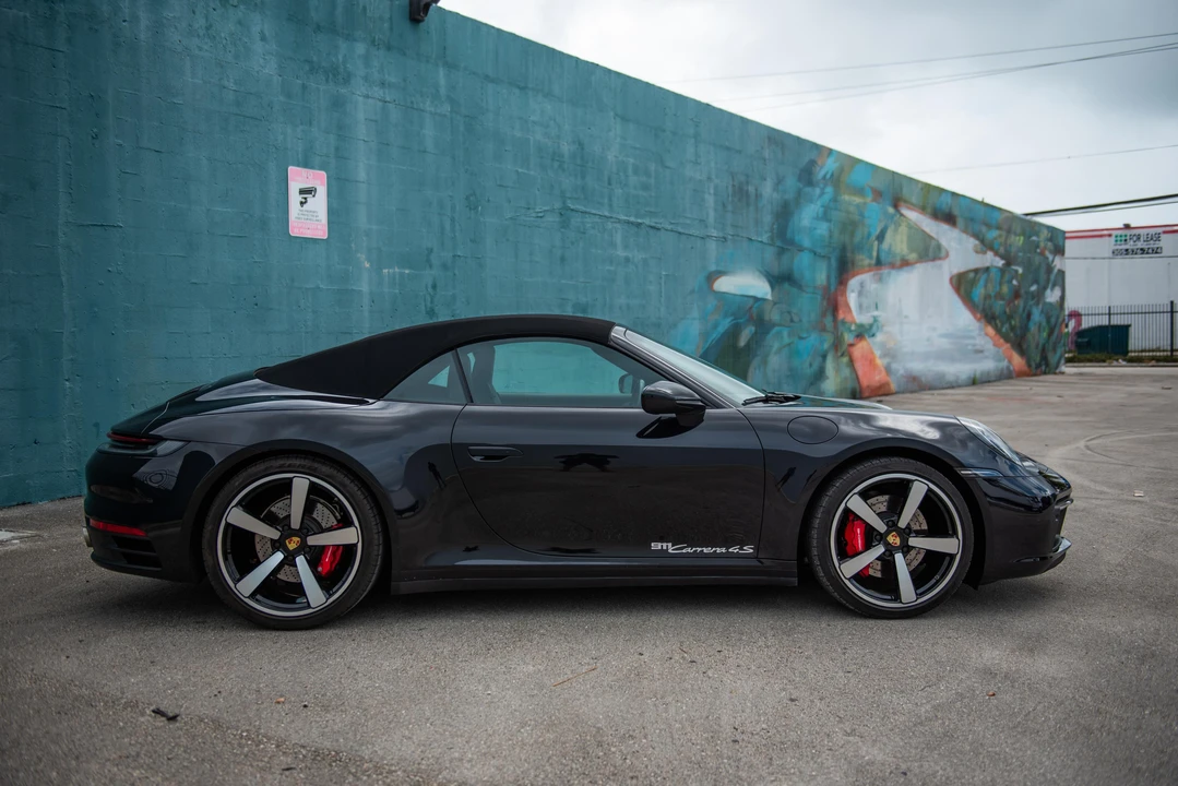 2020 Porsche 992 Carrera 4S - Image 19 of 31