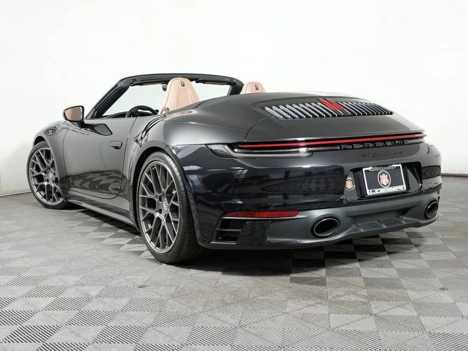 2020 Porsche 992 Carrera 4S - Image 3 of 5