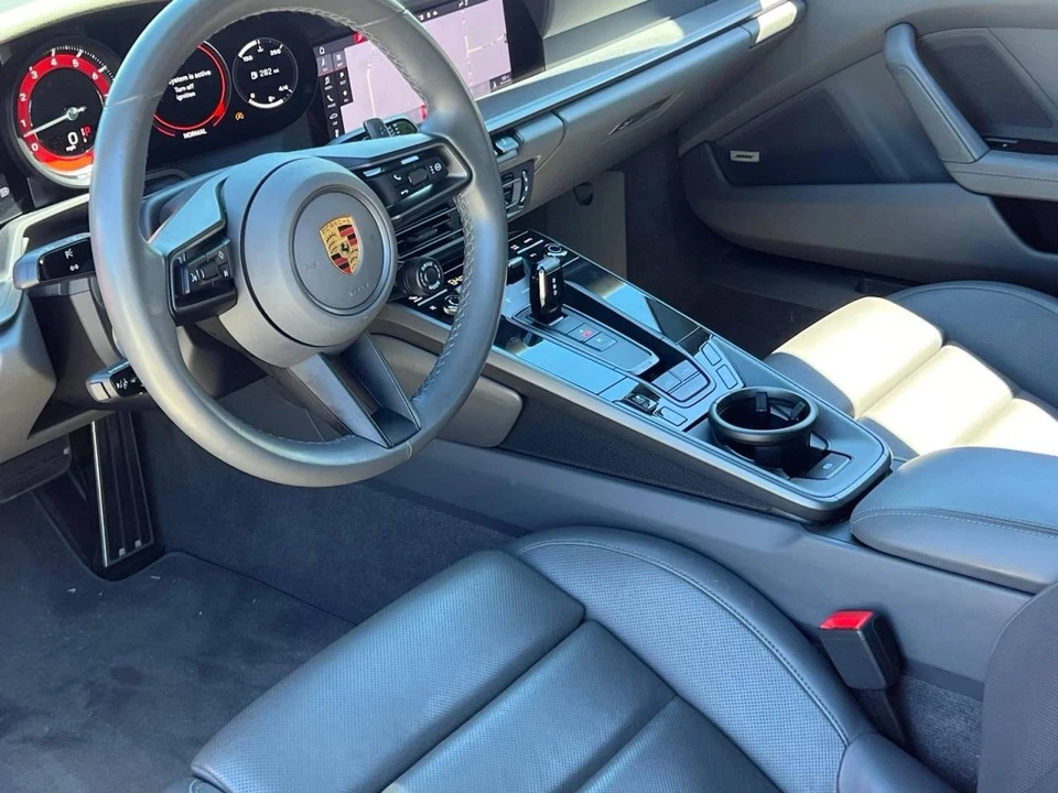 2020 Porsche 992 Carrera 4S - Image 4 of 5
