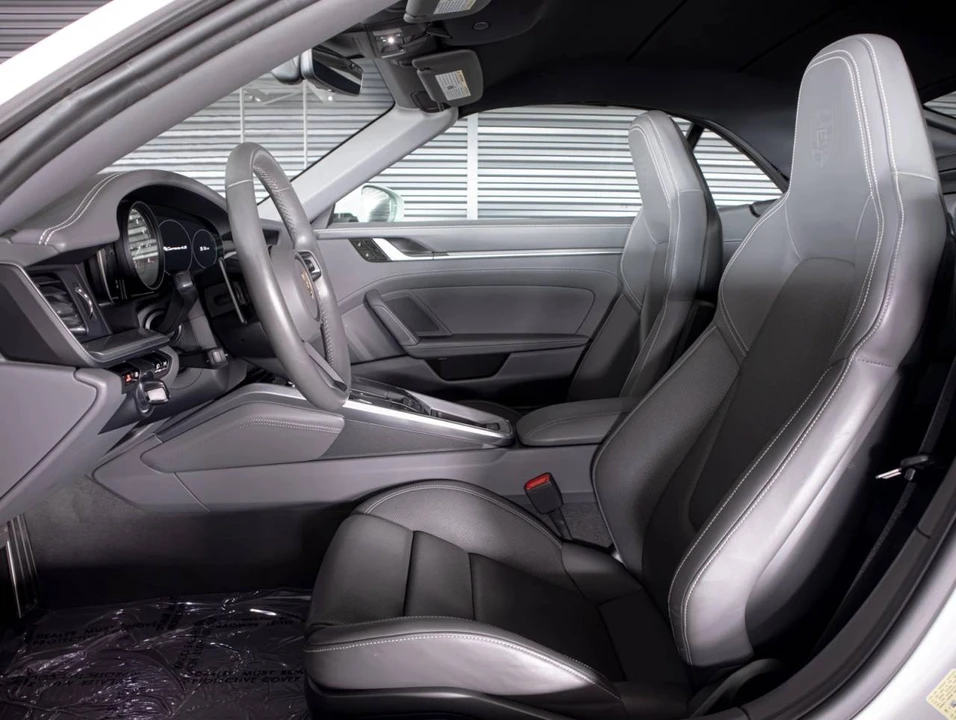 2020 Porsche 992 Carrera 4S - Image 5 of 5
