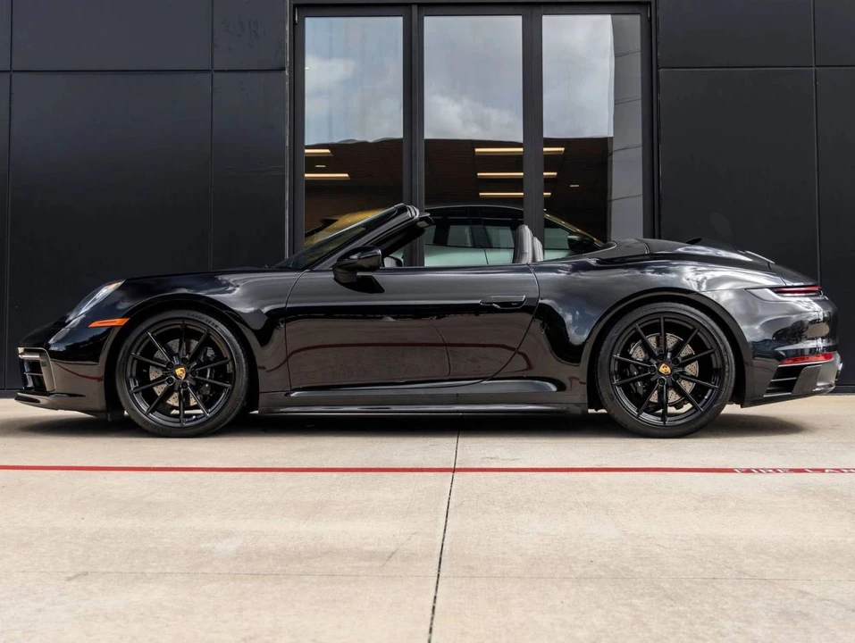 2020 Porsche 992 Carrera 4S - Image 2 of 5