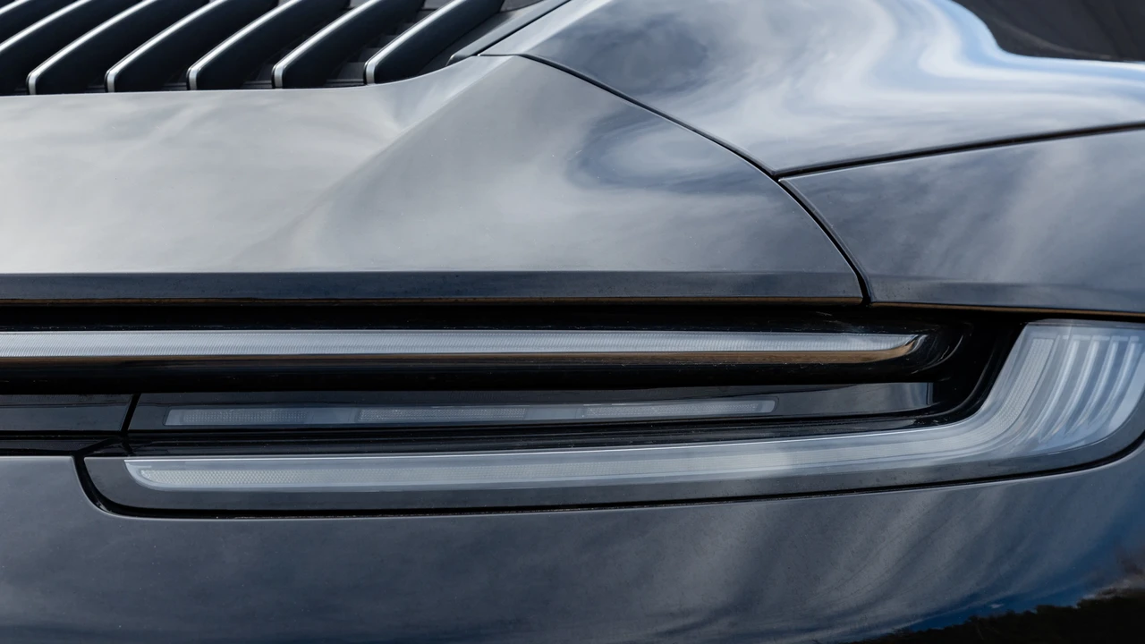 2020 Porsche 992 Carrera 4S - Image 27 of 31