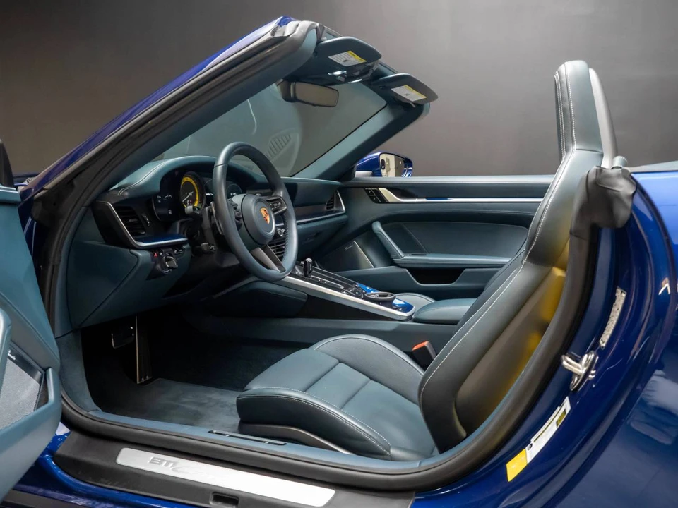 2020 Porsche 992 Carrera 4S - Image 4 of 5