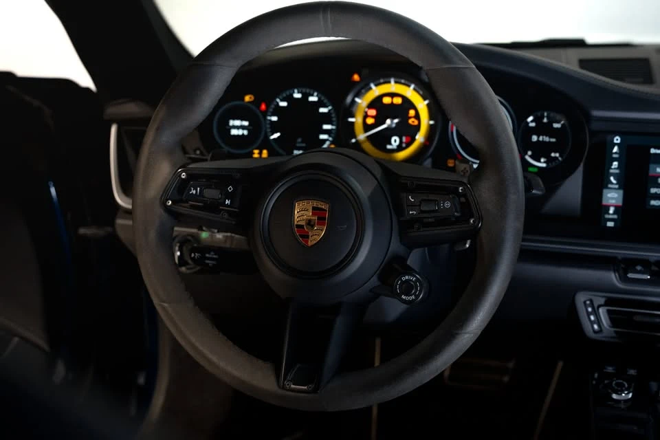 2020 Porsche 992 Carrera 4S - Image 12 of 20