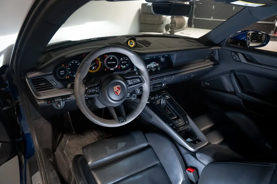 2020 Porsche 992 Carrera 4S - Image 15 of 20