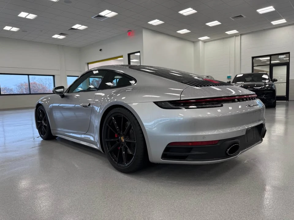 2020 Porsche 992 Carrera 4S - Image 5 of 14