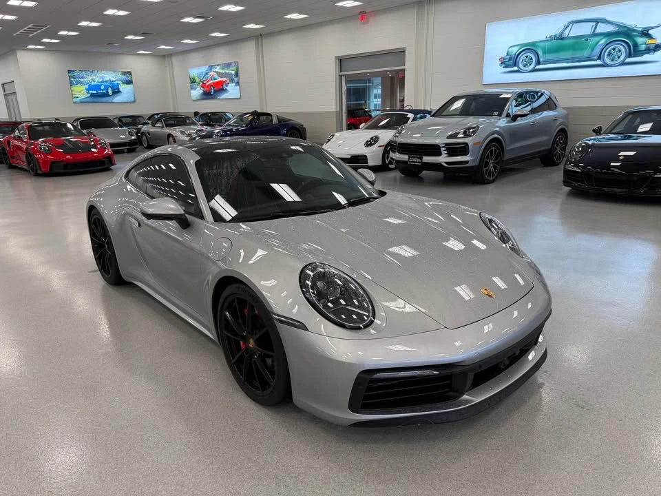 2020 Porsche 992 Carrera 4S - Image 9 of 14