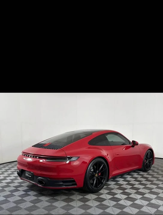 2020 Porsche 992 Carrera 4S - Image 8 of 9