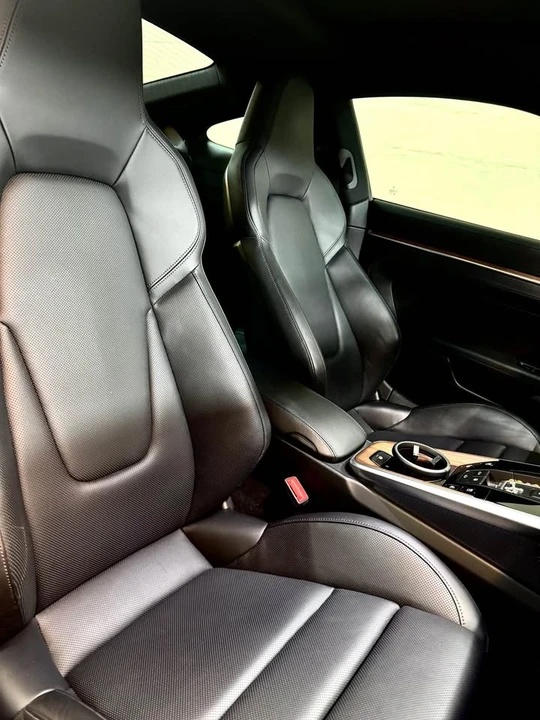 2020 Porsche 992 Carrera 4S - Image 12 of 17