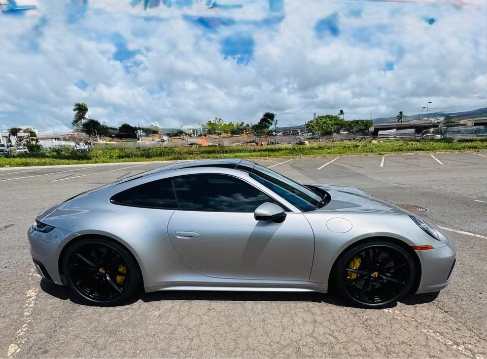2020 Porsche 992 Carrera 4S - Image 8 of 17