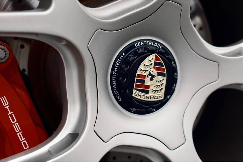 2020 Porsche 992 Carrera 4S - Image 11 of 20