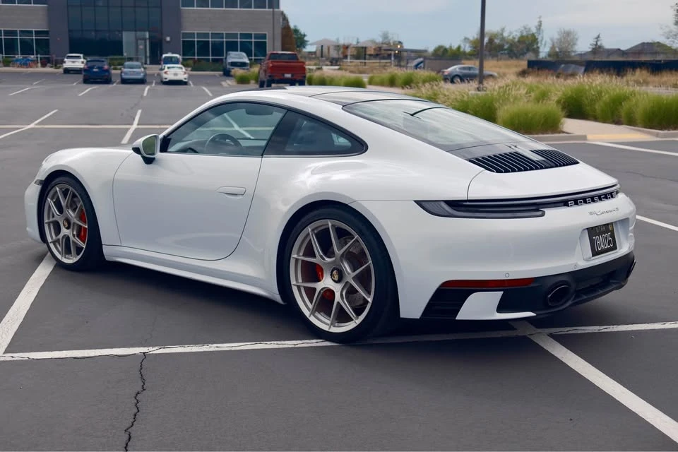 2020 Porsche 992 Carrera 4S - Image 8 of 20