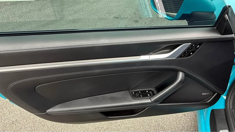2020 Porsche 992 Carrera 4S - Image 6 of 9