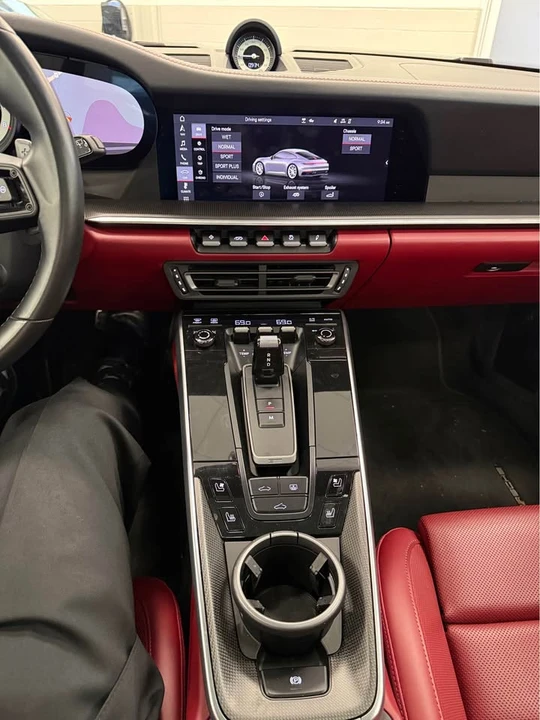 2020 Porsche 992 Carrera 4S - Image 15 of 16