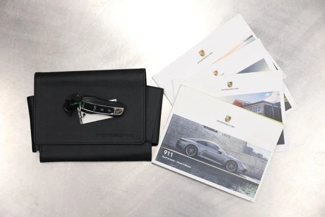 2020 Porsche 992 Carrera 4S - Image 6 of 31